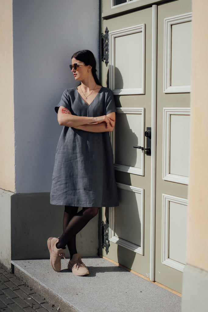 IDA DRESS IN DARK GREY LINEN LUXE HAPSAL IDA DRESS IN DARK GREY LINEN LUXE HAPSAL