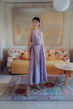 Load image into Gallery viewer, ANITA DRESS IN LILAC LINEN