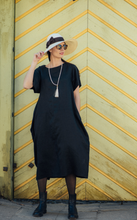 Load image into Gallery viewer, ELIN DRESS IN BLACK LINEN
