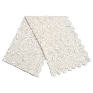 HAAPSALU SCARF WITH INVERTED LILY-OF-THE-VALLEY PATTERN IN WHITE
