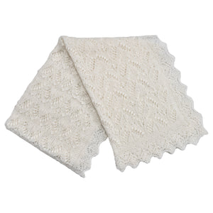 HAAPSALU SCARF WITH QUEEN SILVIA PATTERN IN WHITE