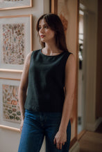 Load image into Gallery viewer, NARA TOP IN BLACK LINEN