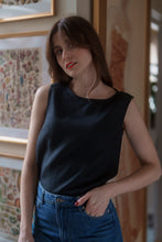 Load image into Gallery viewer, NARA TOP IN BLACK LINEN