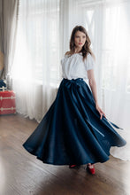 Load image into Gallery viewer, SOPHIA LINEN SKIRT IN DARK BLUE