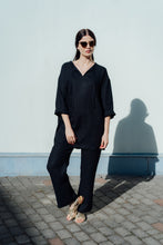 Load image into Gallery viewer, HOLM TROUSERS IN BLACK LINEN