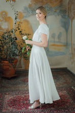 Load image into Gallery viewer, SOPHIA LINEN SKIRT IN WHITE