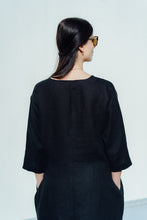 Load image into Gallery viewer, VIIVI BLACK LINEN TUNIC (Pre-Order, Ships In 14 Days)